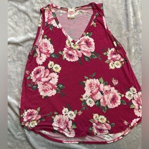 Cute tank top. Size 1x